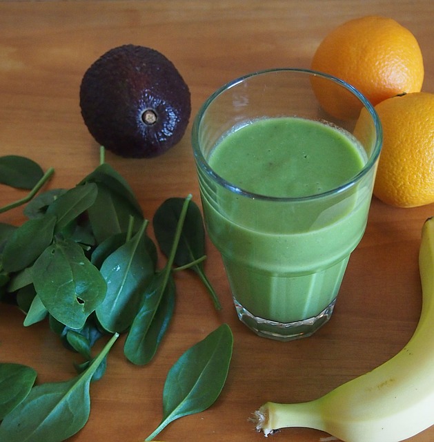 green-smoothie-681143_640