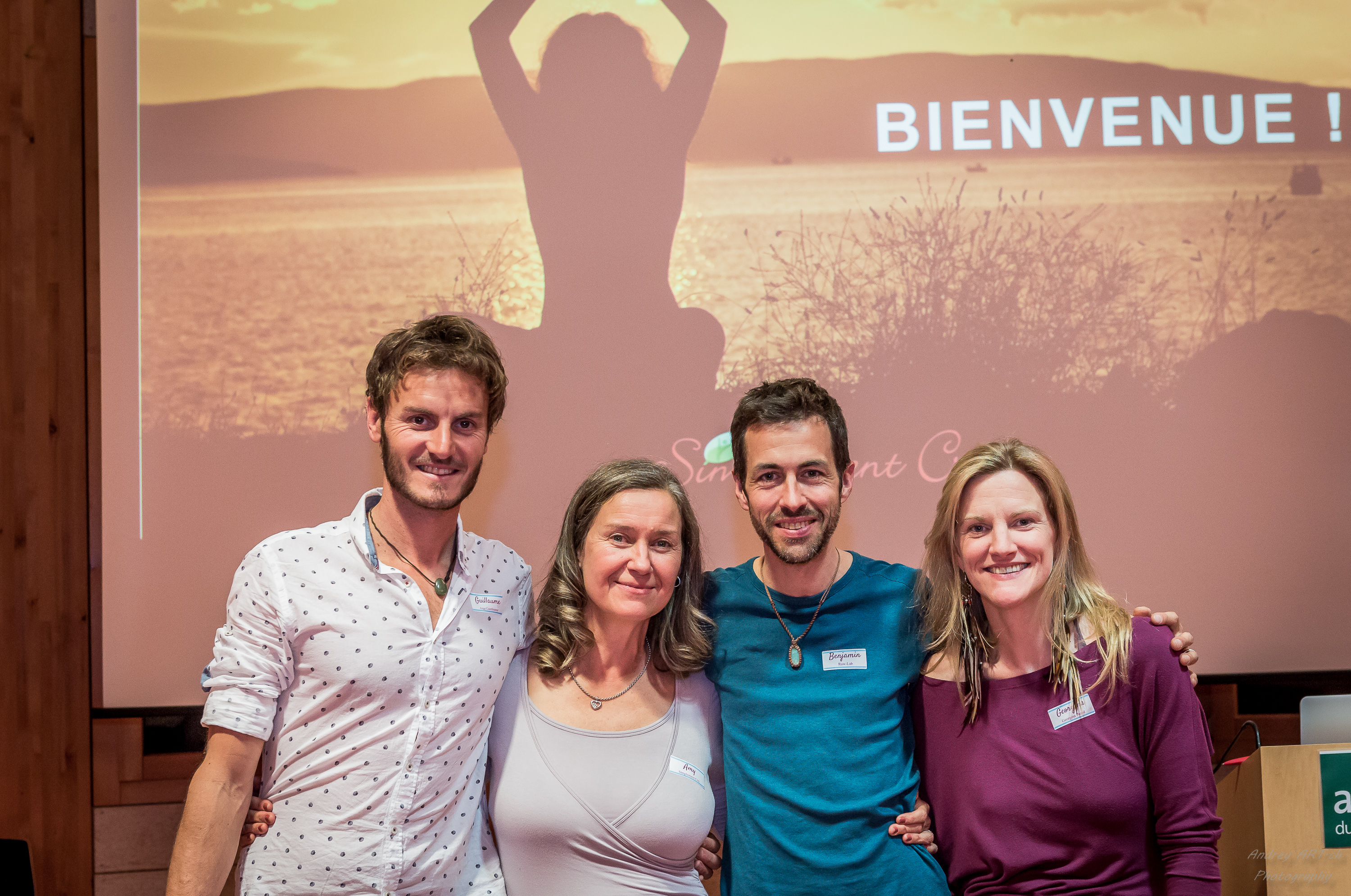 Simplement Cru a fêté ses 10 ans dans la joie et la magie féérique!